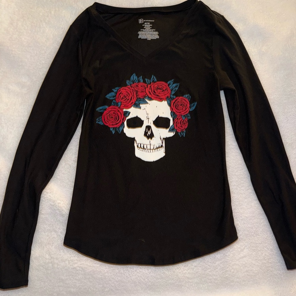 No Boundaries Black Long Sleeve with Skull and Red Roses